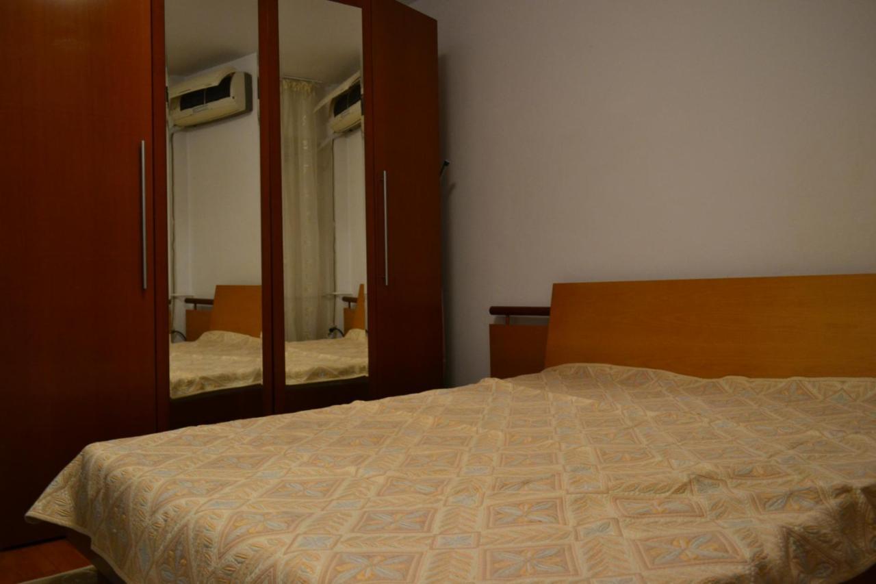 Dreams By The River Appartement Boekarest Buitenkant foto